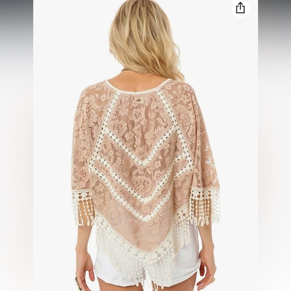 ⭐️O’Neill Lightweight Raul’s Crochet Lace Fringe Poncho Shirt - Picture 13 of 13
